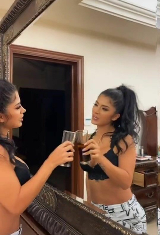 5. Kimberly Flores Shows Cleavage in Sexy Black Crop Top
