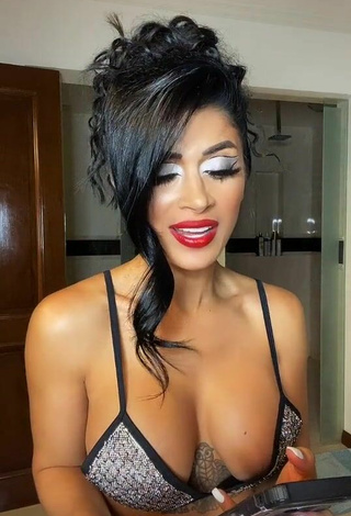2. Hot Kimberly Flores Shows Cleavage in Silver Bikini Top