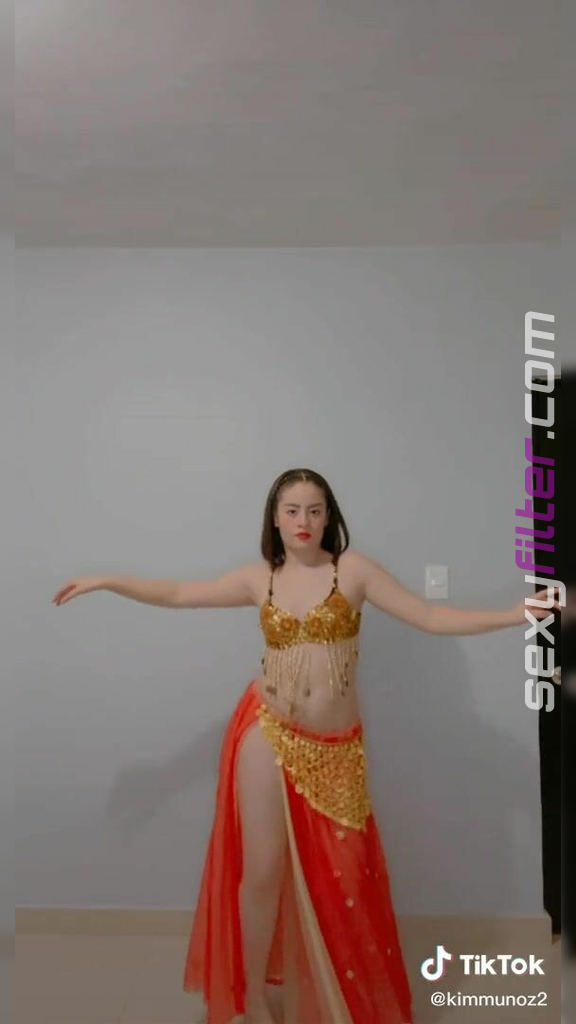 Sexy Kim Muñoz In Bra While Doing Belly Dance 8913