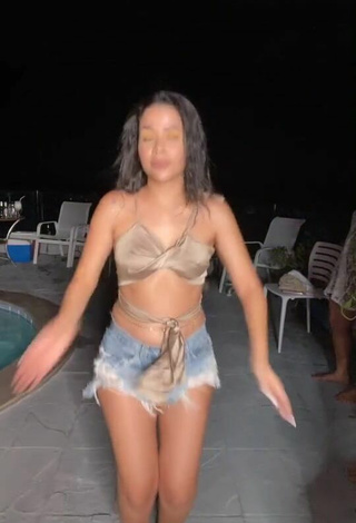 2. Sweetie Laura Brito in Crop Top at the Pool