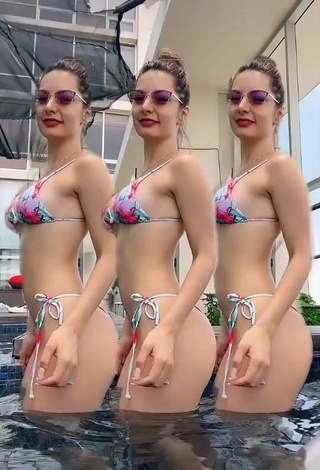 3. Pretty Andrea Caro in Floral Bikini at the Pool