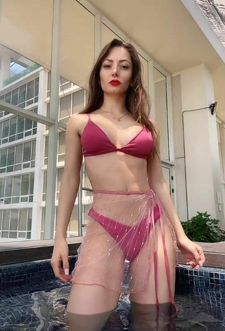 3. Erotic Andrea Caro in Pink Bikini at the Swimming Pool
