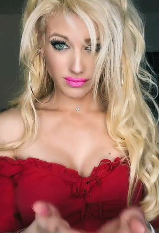 Hot Lou in Red Top