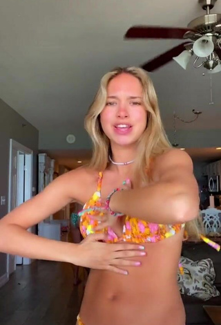 3. Beautiful Madison Vanderveen in Sexy Floral Bikini