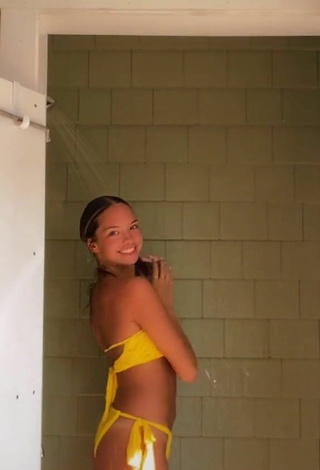 Sexy Madison Vanderveen in Yellow Bikini