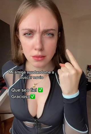 2. Sexy Magui Ansuz Shows Cleavage in Black Overall