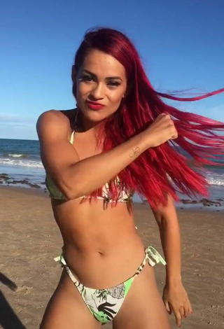3. Pretty Mayca Delduque in Floral Bikini at the Beach