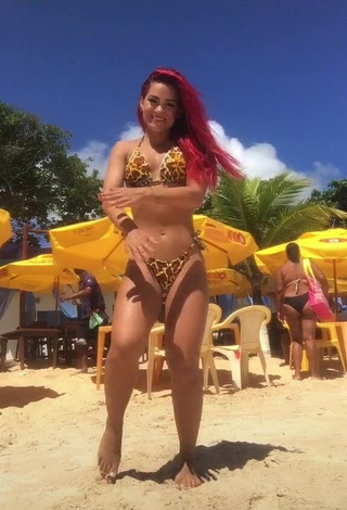 1. Seductive Mayca Delduque in Bikini at the Beach