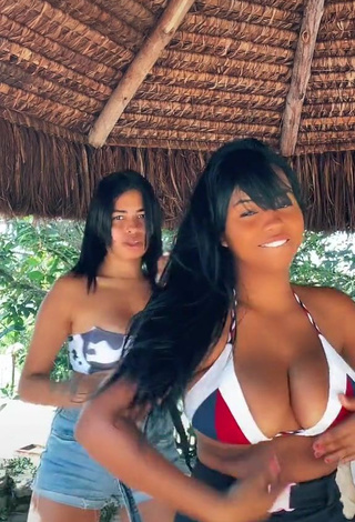 5. Sexy MC Lya Shows Cleavage in Bikini Top