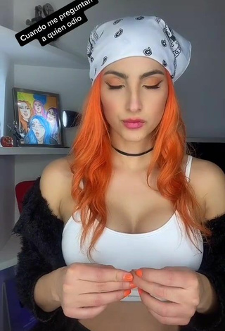1. Cute Mia Coloridas Shows Cleavage in White Crop Top