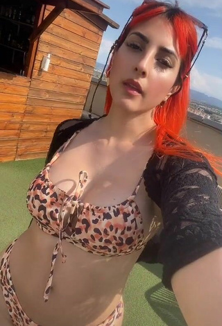 Sexy Mia Coloridas Shows Cleavage in Leopard Bikini