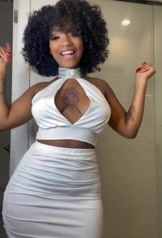 4. Hottest Mikeila Jones Shows Cleavage and Bouncing Boobs in White Crop Top without Bra