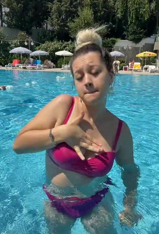 4. Hot Miray Aktağ in Red Bikini at the Pool