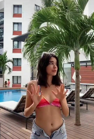 4. Hottie Michelle Mendizábal in Bikini Top at the Pool