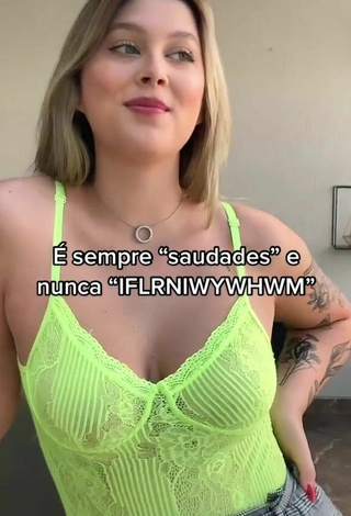 3. Sexy Nina Castanheira Shows Cleavage in Lime Green Top