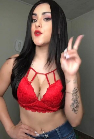 2. Sweetie Ónice Flores Shows Cleavage in Red Bra