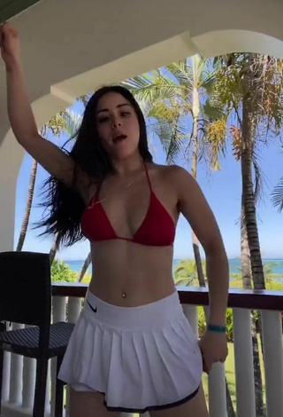 3. Sexy Ónice Flores Shows Cleavage in Red Bikini Top and Bouncing Boobs