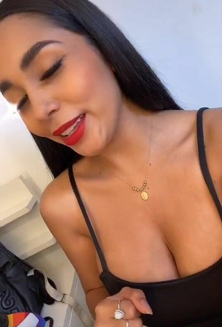 2. Cute Pao Castillo Shows Cleavage in Black Top
