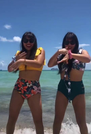 2. Sexy Raisa & Lucia Rodríguez in Bikini at the Beach