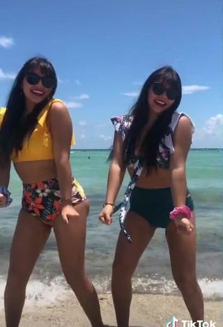 3. Sexy Raisa & Lucia Rodríguez in Bikini at the Beach