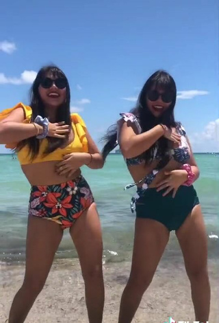 4. Sexy Raisa & Lucia Rodríguez in Bikini at the Beach