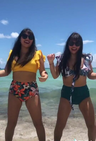 5. Sexy Raisa & Lucia Rodríguez in Bikini at the Beach