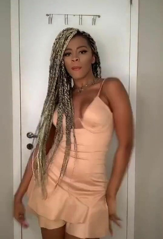 Hot Ramana Borba Shows Cleavage in Beige Dress and Bouncing Boobs