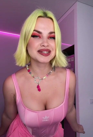 Sexy Rasa Shows Cleavage in Pink Corset and Bouncing Boobs