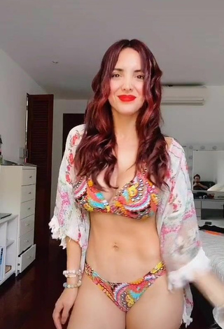 3. Rosángela Espinoza Shows Cleavage in Alluring Bikini