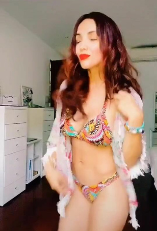 Rosángela Espinoza Shows Cleavage in Sweet Bikini
