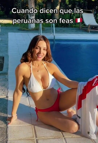 4. Hot Rosángela Espinoza Shows Cleavage in White Bikini Top at the Swimming Pool