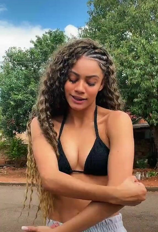 5. Beautiful Sandra Costa in Sexy Black Bikini Top and Bouncing Tits