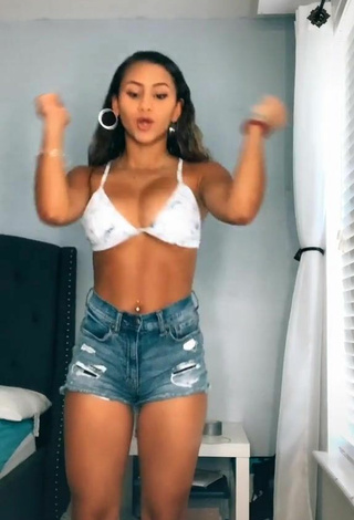 Cute Shayla Marie Shows Cleavage in Bikini Top and Bouncing Boobs