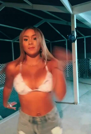 4. Hot Shayla Marie Shows Cleavage in Bikini Top and Bouncing Boobs