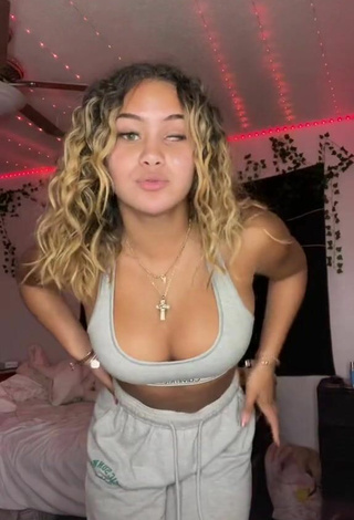 1. Sexy Shayla Marie Shows Cleavage in Grey Sport Bra and Bouncing Boobs