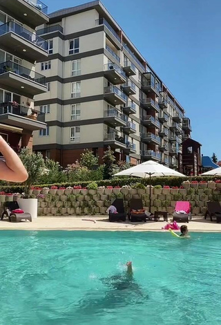 3. Sweetie Sivara Jidkova in Bikini at the Pool
