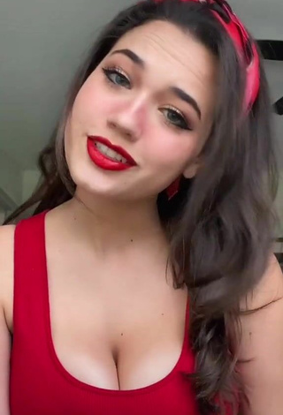 3. Sexy Sofia Gomez Shows Cleavage in Red Top
