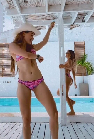 2. Cute Stephanie Moreno in Bikini at the Swimming Pool