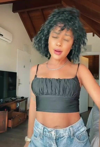 2. Hot Sthefane Matos in Black Crop Top and Bouncing Breasts