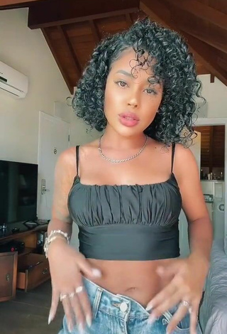 3. Hot Sthefane Matos in Black Crop Top and Bouncing Breasts