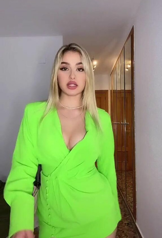 Beautiful Teressa Dillon Shows Cleavage in Sexy Lime Green Dress and Bouncing Breasts