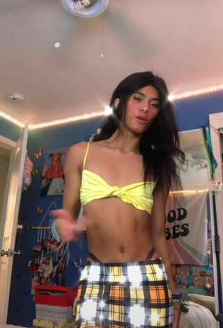 3. Sexy Toni Cervantes in Yellow Crop Top