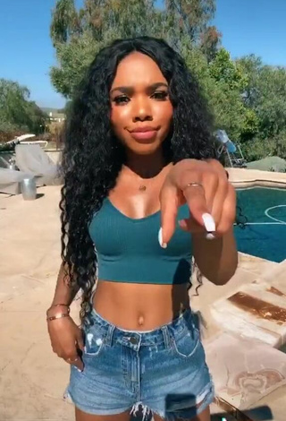4. Amazing Teala Dunn in Hot Turquoise Crop Top at the Pool