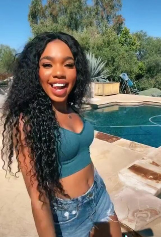 5. Amazing Teala Dunn in Hot Turquoise Crop Top at the Pool