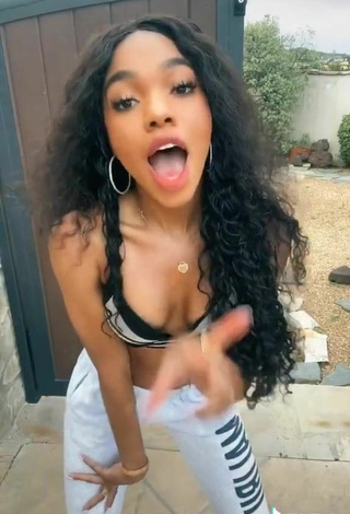 4. Sexy Teala Dunn Shows Cleavage in Sport Bra