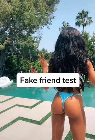 5. Attractive Teala Dunn Shows Butt at the Pool