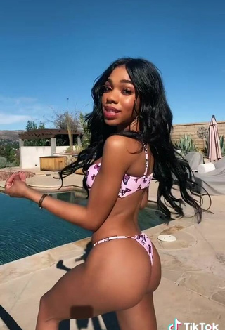 3. Seductive Teala Dunn Shows Butt at the Pool