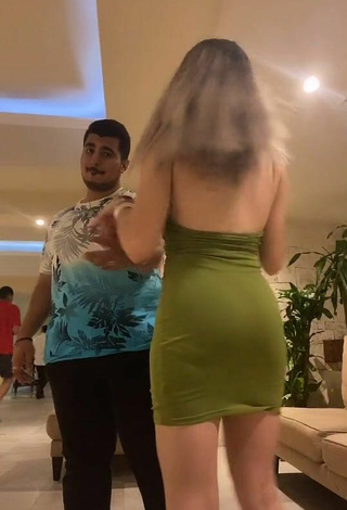 Sexy Karen Torres Shows Butt