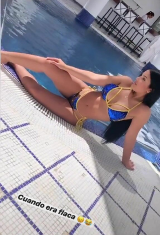 2. Sexy Yeimmy in Blue Bikini at the Pool
