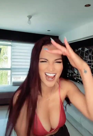 Beautiful Angie Arizaga Shows Cleavage in Sexy Pink Crop Top and Bouncing Breasts